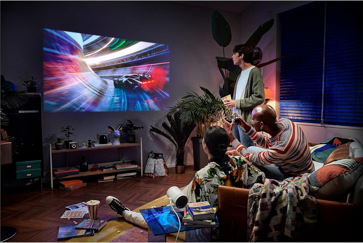 SAMSUNG 30” - 100” The Freestyle doté de Gaming Hub Projecteur facile à transporter Intelligent FHD HDR Grande Écran pour une Expérience Home Cinéma Son 360° SP-LFF3CLAXZA Modèle 2023 (Reconditionné)