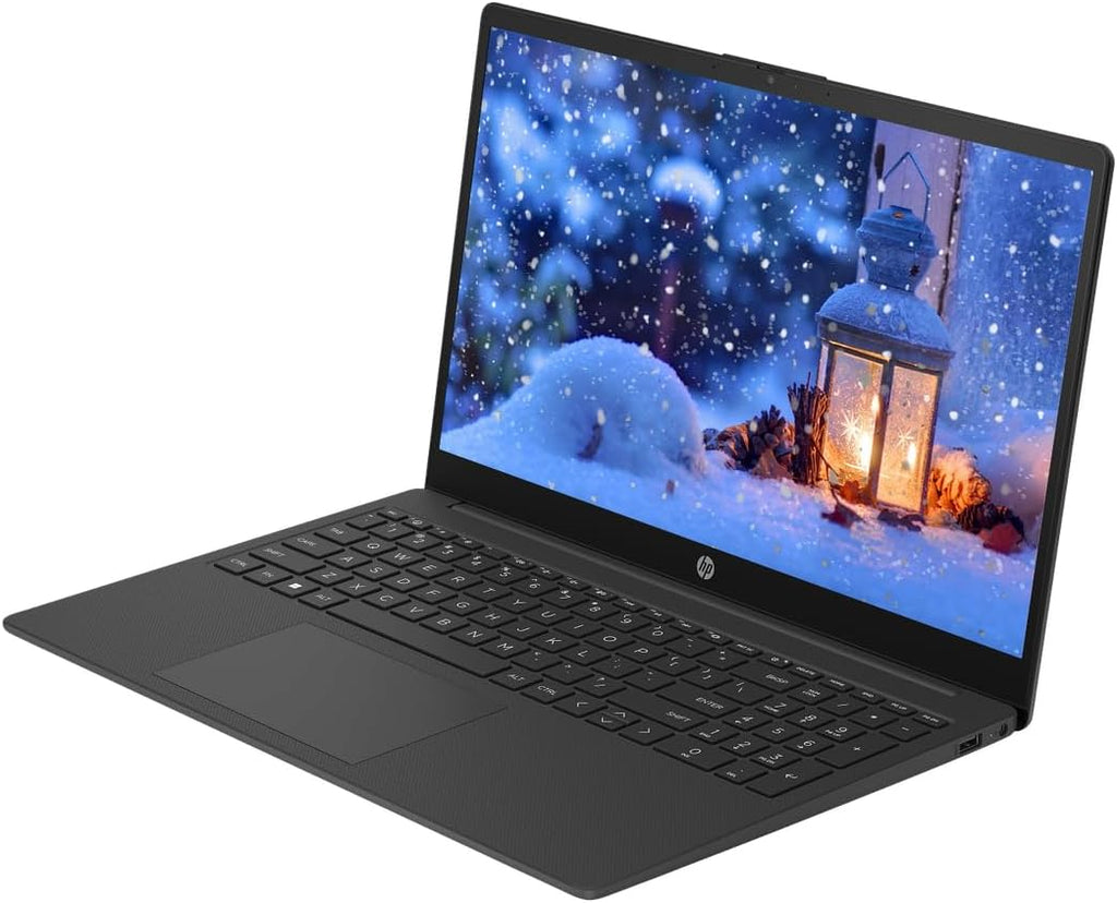 Ordinateur compact portable HP 15,6" FHD tactile, 16 Go de RAM, SSD de 256 Go, processeur AMD Ryzen 7 à 8 cœurs, Windows 11, Copilot, compatible IA, Wi-Fi 6, écouteurs PLUSERA et hub 8-en-1 inclus, noir.