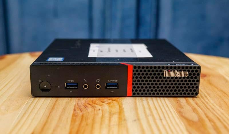 Ordinateur de bureau Lenovo Thinkcentre M715Q AMD Ryzen 3 Pro-2200GE 4 Go 128 Go SSD W11H (Reconditionné) – Modèle pratique