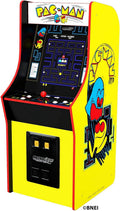 La version classique de Pac-Man de Bandai, incluant 12 jeux et une borne d'arcade de 1,20 mètre de haut.