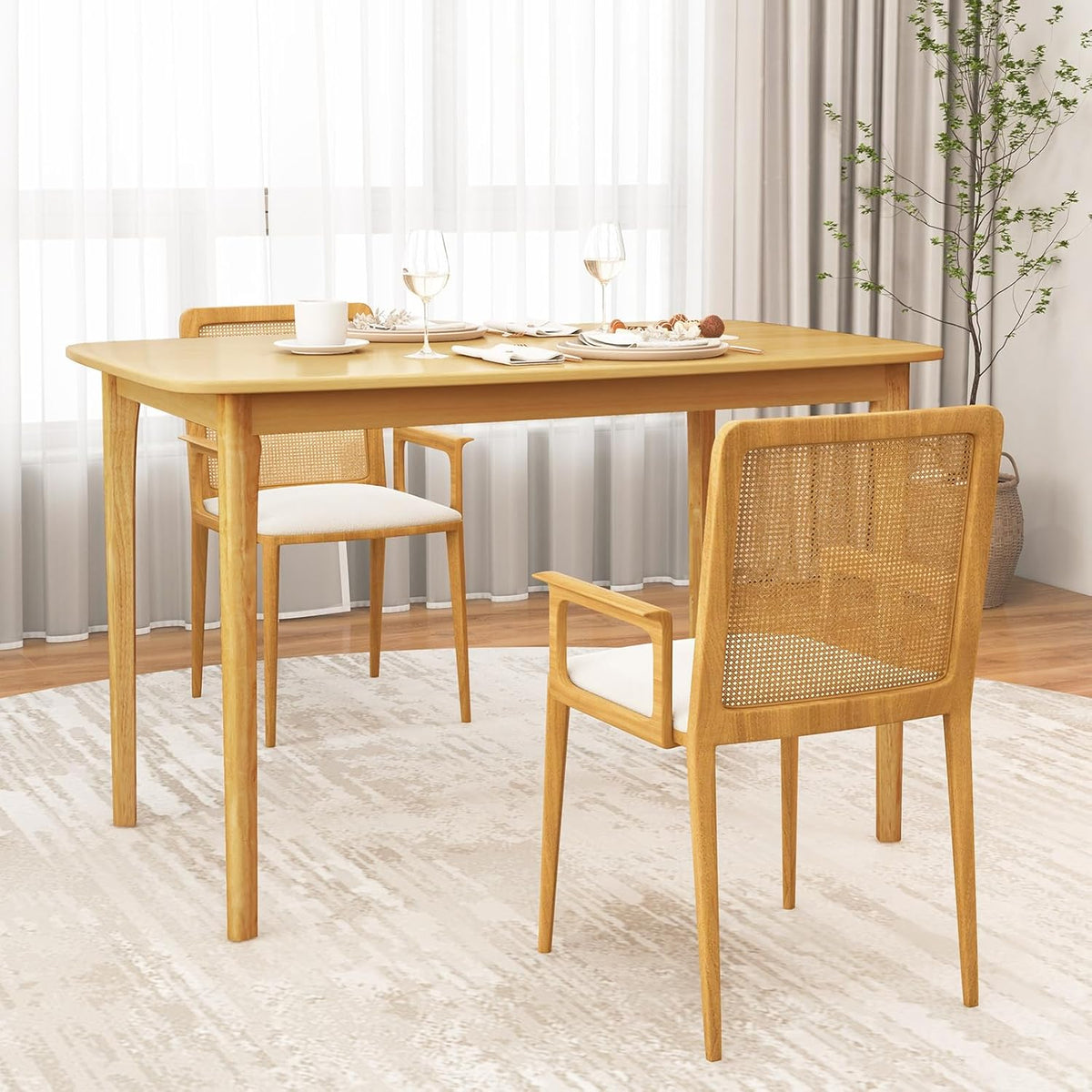 Table de salle à manger Giantex pour 4 personnes, table de cuisine rectangulaire de 122 cm dotée de pieds en bois d'hévéa massif et plateau spacieux, table à manger en bois pour salon/salle à manger, coin repas (naturel)