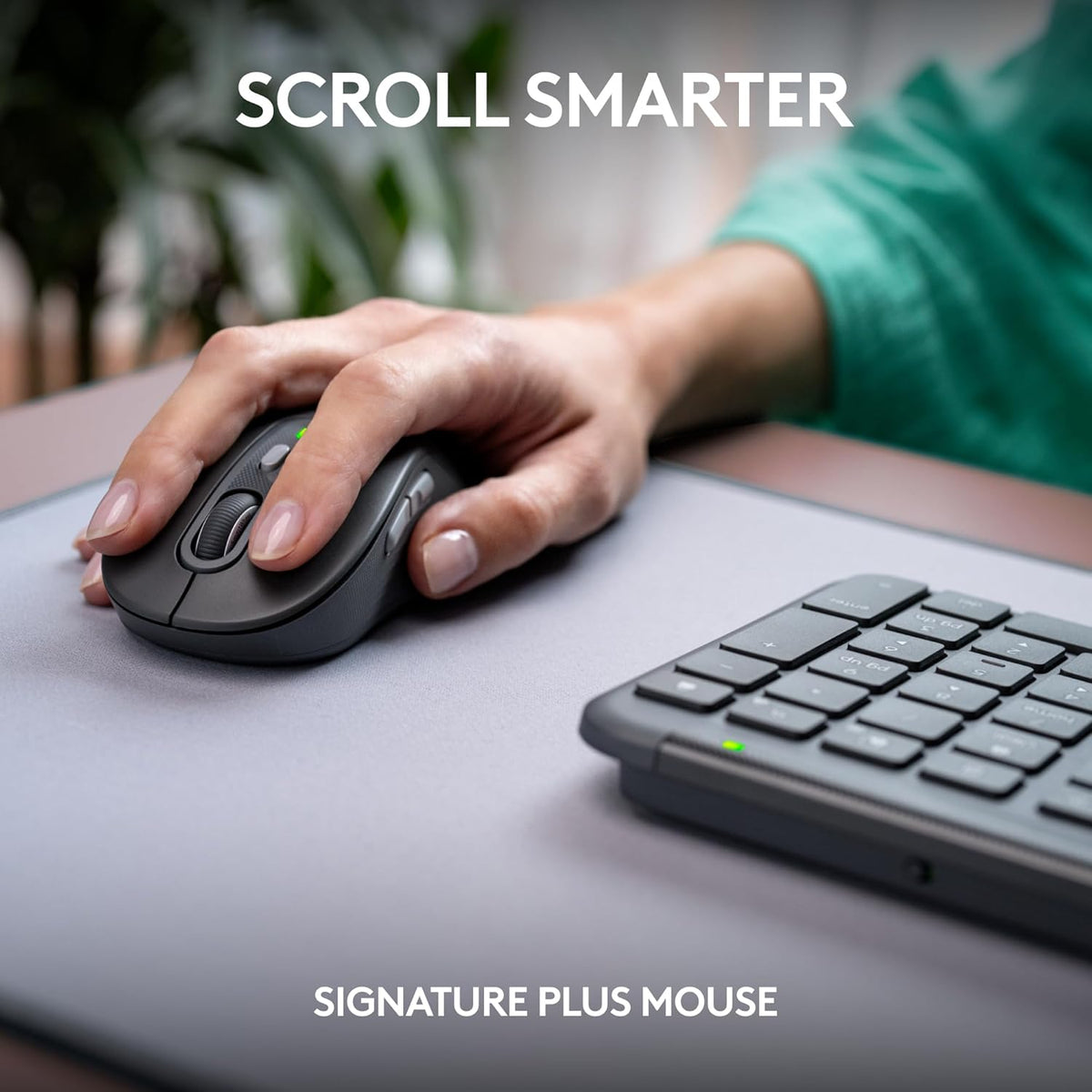 Ensemble clavier et souris à connectivité sans fil Logitech MK955 Signature Slim, conçu pour les grandes mains, proposant une frappe et des clics silencieux, compatible doté de trois appareils, Bluetooth et multi-OS (Windows et Mac).