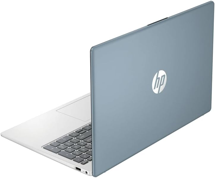Ordinateur compact portable HP 15,6" FHD tactile pour professionnels et étudiants, 16 Go de RAM, SSD de 256 Go, processeur Intel Core i3 à 8 cœurs, écouteurs PLUSERA, bleu clair de lune