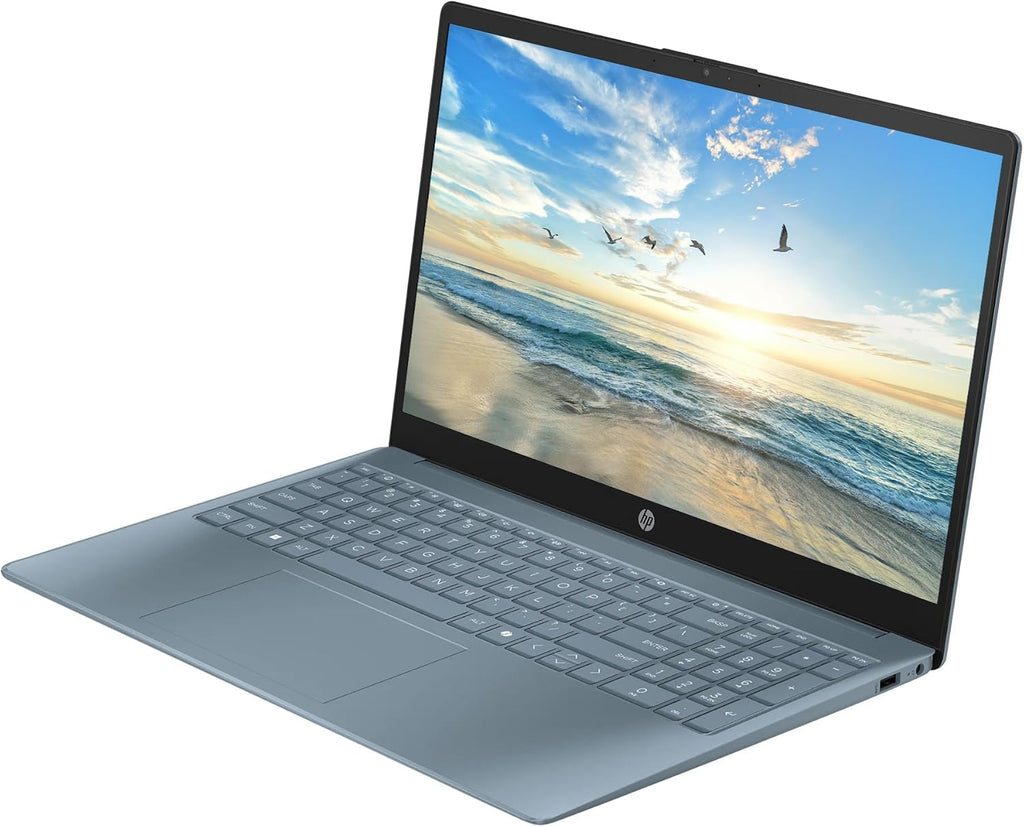 Ordinateur compact portable professionnel HP 15,6 pouces avec Microsoft Office 365, 16 Go de RAM, 128 Go de stockage UFS, processeur Intel quadricœur, Windows 11, écouteurs PLUSERA et hub 8 en 1 inclus, bleu clair de lune