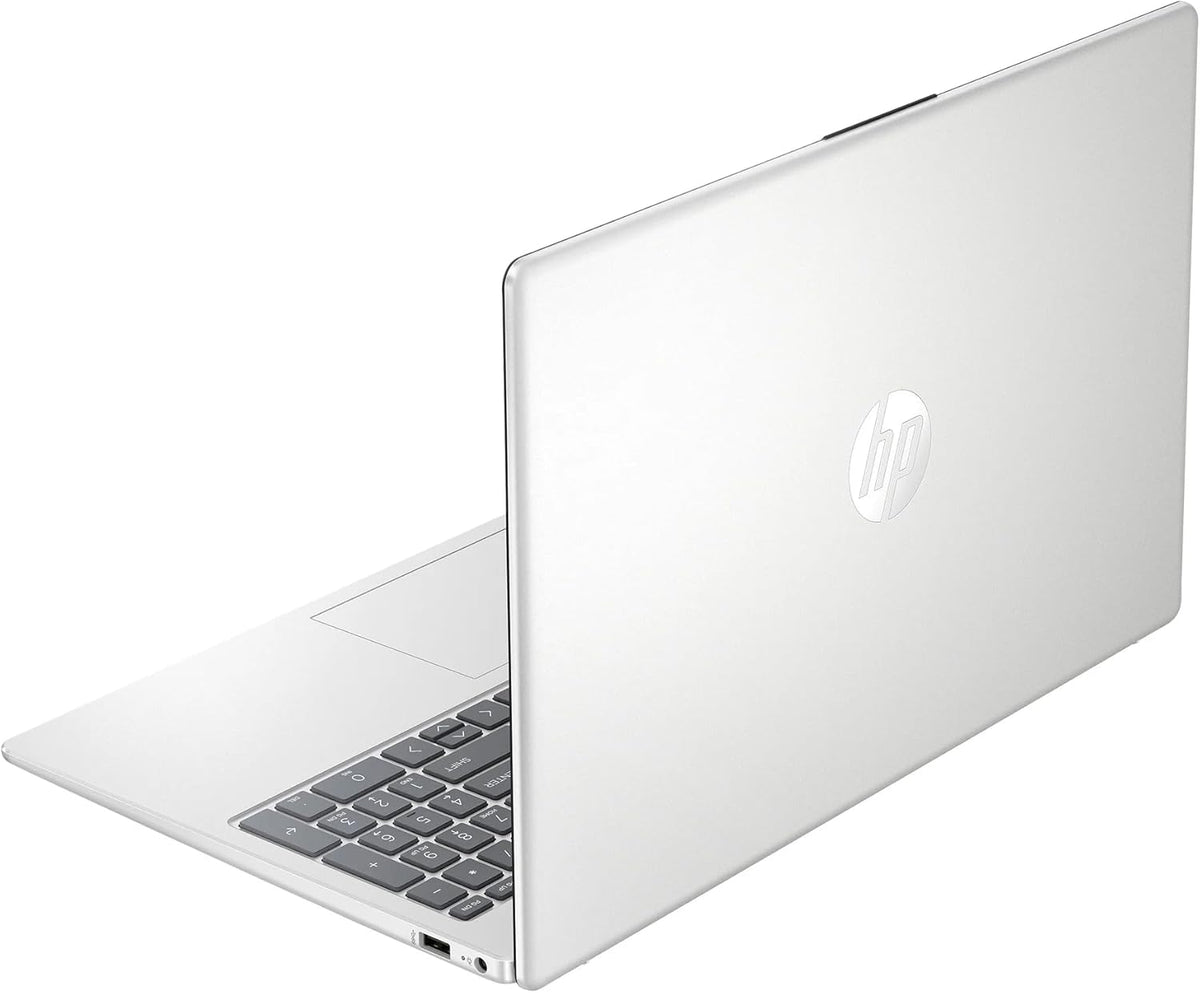 Ordinateur compact portable professionnel HP 15,6 pouces avec Microsoft Office 365 et Copliot AI, processeur Intel quadricœur, Windows 11, écouteurs PLUSERA et hub 8 en 1 inclus, argent naturel (argent naturel, 16 Go de RAM)