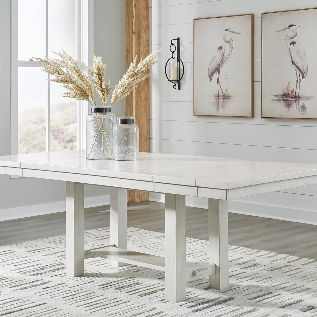Table de salle à manger extensible Signature Design by Ashley Robbinsdale, style décontracté, dotée de rallonge centrale amovible, piètement à tréteaux, placage frêne, plateau effet planches, 2 rallonges centrales amovibles, 8 couverts, blanc