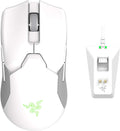 Souris gaming à connectivité sans fil ultra-légère Razer Viper Ultimate et station de charge RGB : Technologie à connectivité sans fil Hyperspeed - Capteur optique 20 000 DPI - Poids plume de 74 g - Autonomie de 70 h - Blanc mercure