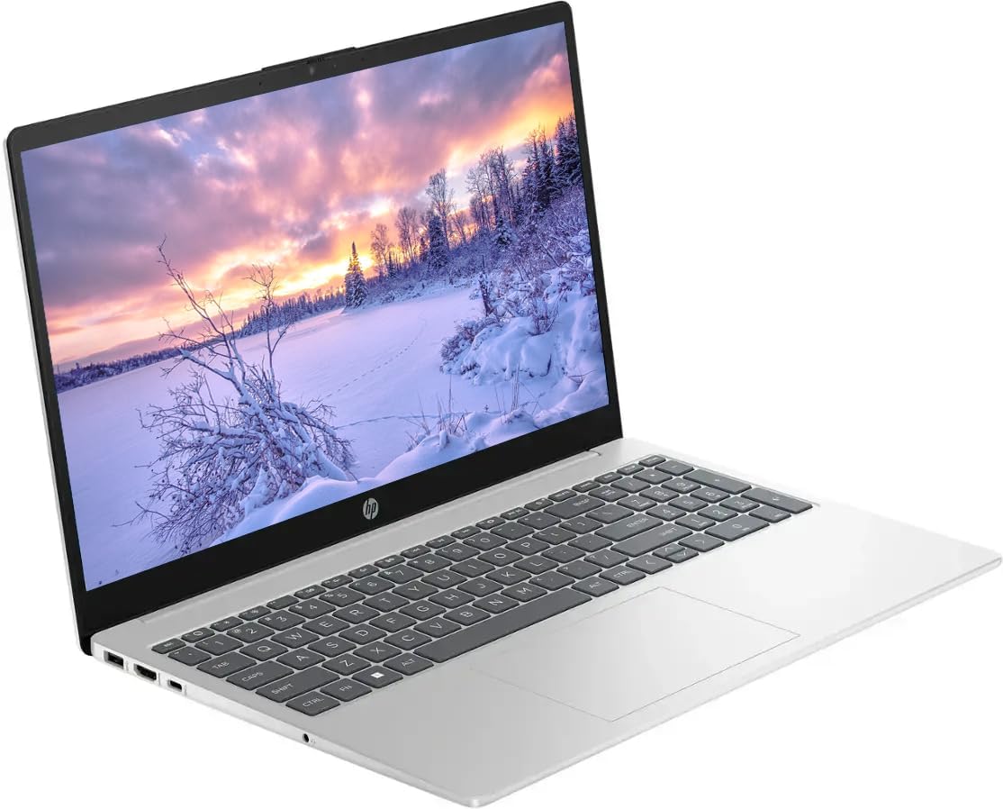 Ordinateur compact portable professionnel HP 15,6 pouces tactile, 32 Go de RAM, 1,5 To de stockage (SSD 1 To + station d'accueil 512 Go), processeur Intel Core i3 à 6 cœurs, Windows 11, écouteurs PLUSERA, couleur argent.