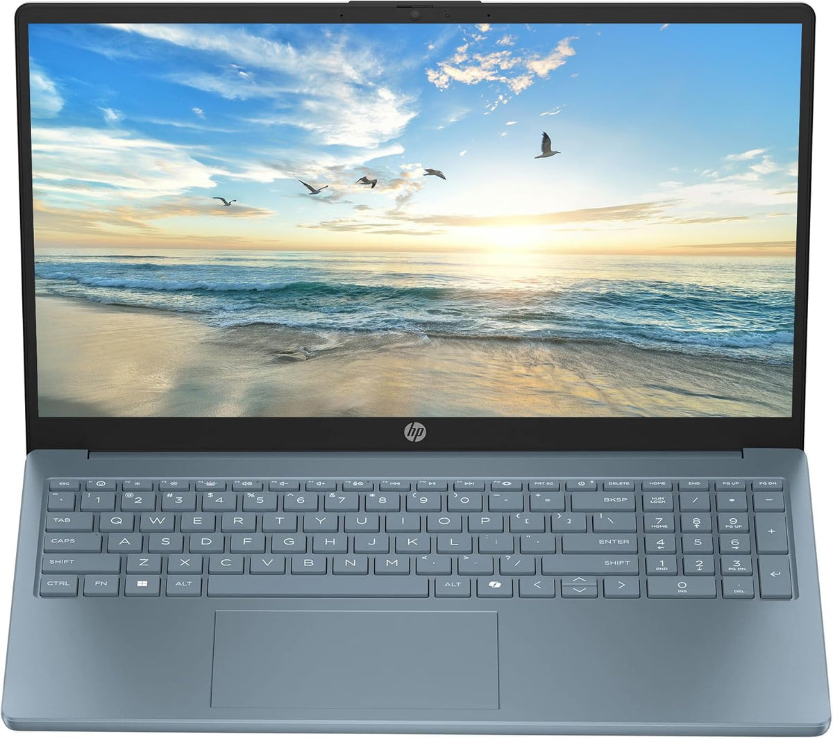 Ordinateur compact portable professionnel HP 15,6 pouces avec Microsoft Office 365, 16 Go de RAM, 128 Go de stockage UFS, processeur Intel quadricœur, Windows 11, écouteurs PLUSERA et hub 8 en 1 inclus, bleu clair de lune