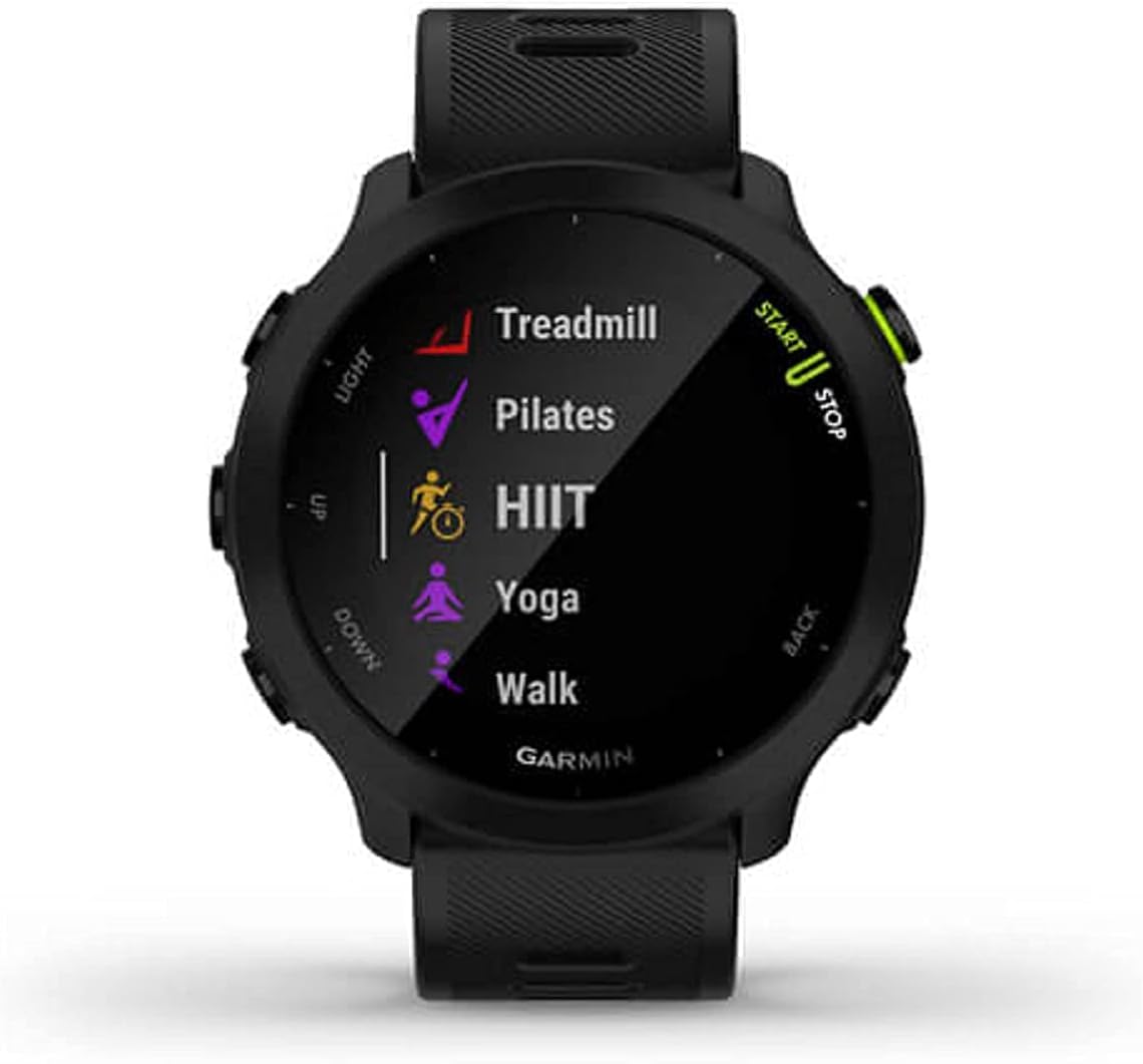 Montre de course GPS Garmin Forerunner 55 doté de suggestions d'entraînement quotidiennes, allant jusqu'à 2 semaines d'autonomie, noire (reconditionnée)