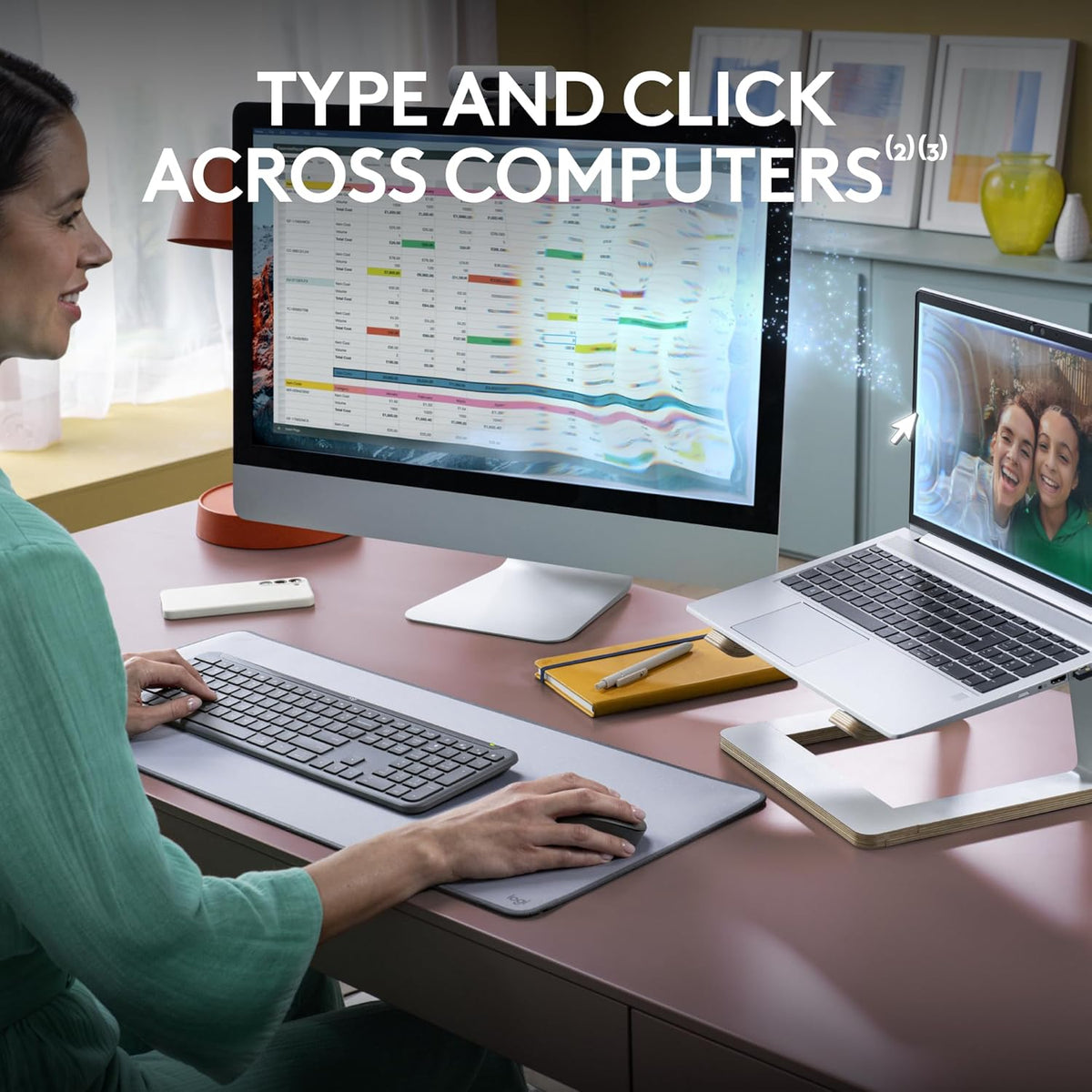 Ensemble clavier et souris à connectivité sans fil Logitech MK955 Signature Slim, conçu pour les grandes mains, proposant une frappe et des clics silencieux, compatible doté de trois appareils, Bluetooth et multi-OS (Windows et Mac).